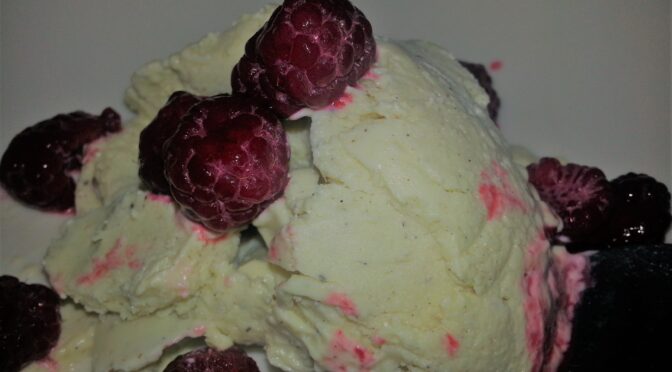Healthy ice cream for the Budwig Diet recipe