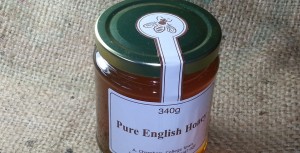 Raw cold-pressed honey